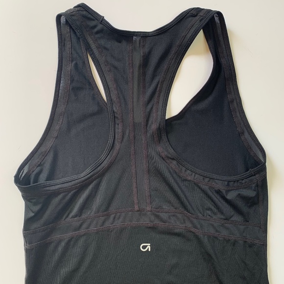 GAP Racerback Top - Picture 3 of 6